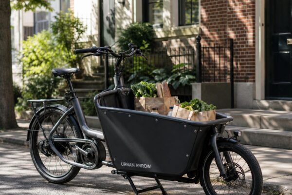 Elektrische bakfiets kopen? Dit zijn de kosten, voordelen en duurzame afweging